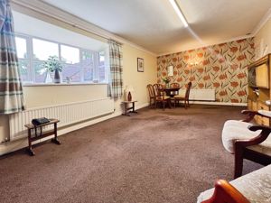 Lounge- click for photo gallery